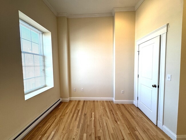 Foto del edificio - 3 Main St