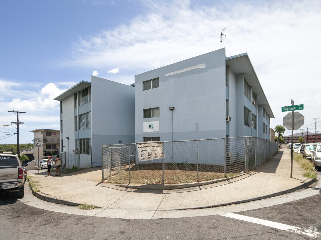 Primary Photo - 94-132 Pupupuhi St