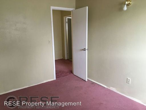 Building Photo - 361 S 300 W