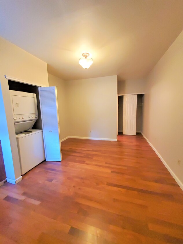 Foto principal - 1314 Walnut St