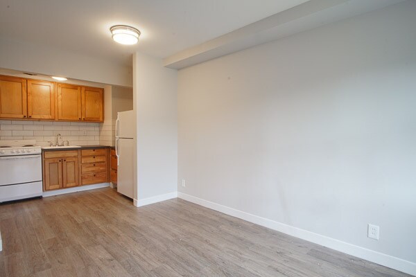 Foto del edificio - Near OHSU-Well-Appointed Studio Ready Soon!