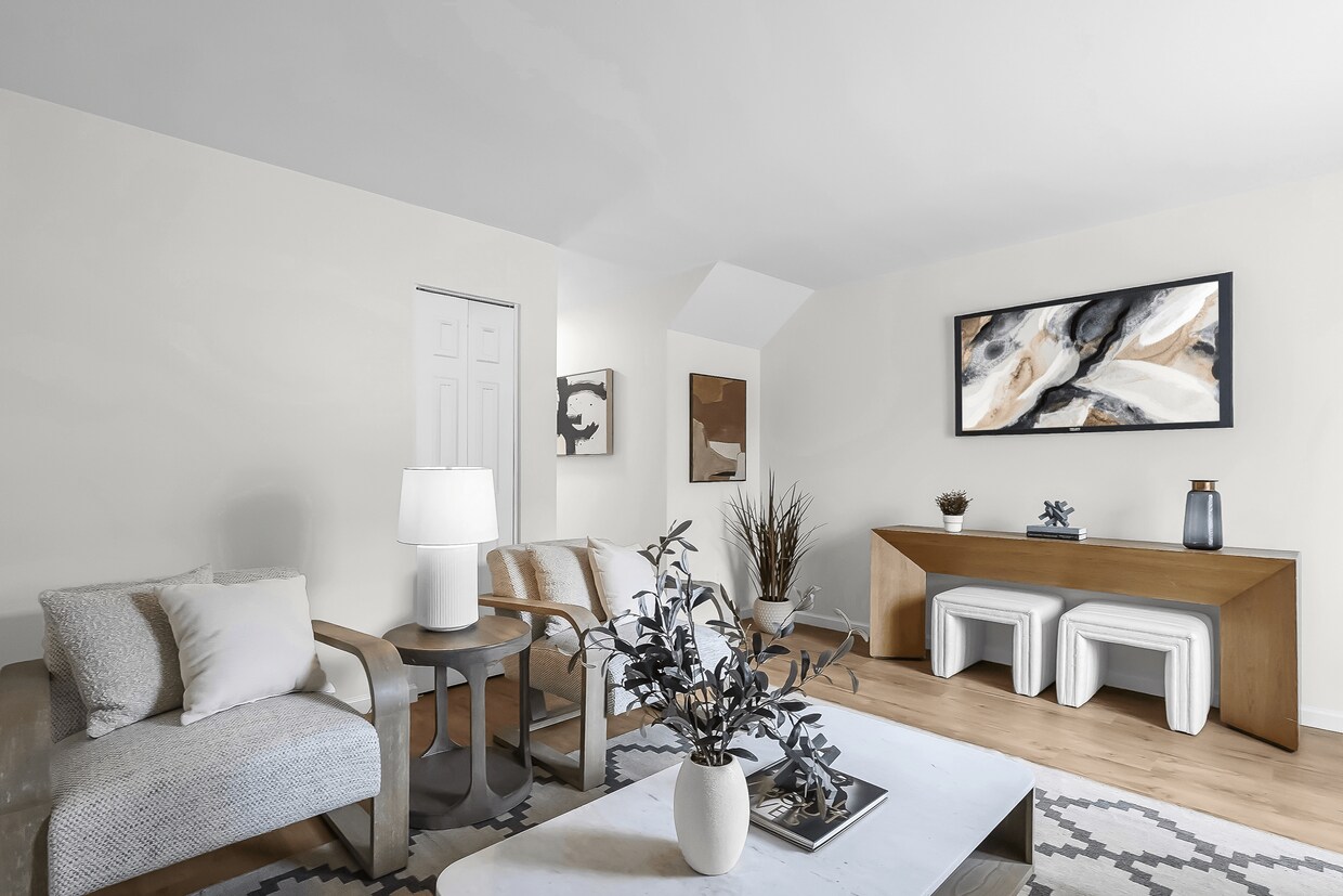 Foto principal - 1289 RENTAL CONDO COMMUNITY