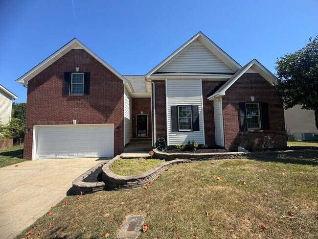 Foto del edificio - Single Family Home in Clarksville!