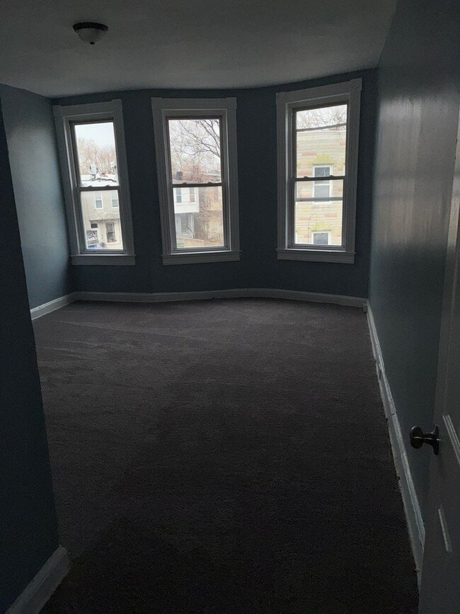 Building Photo - 1633 Westwood Ave