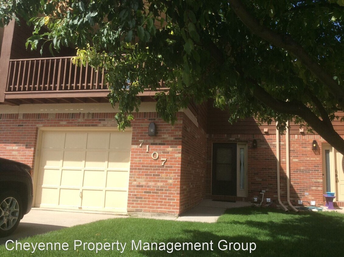 Primary Photo - 3 br, 4 bath House - 7107 Tumbleweed Dr