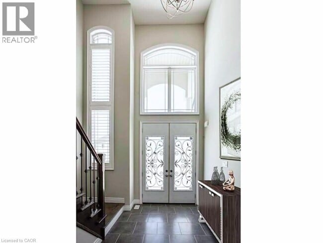 Photo du bâtiment - 16 Riva Ct