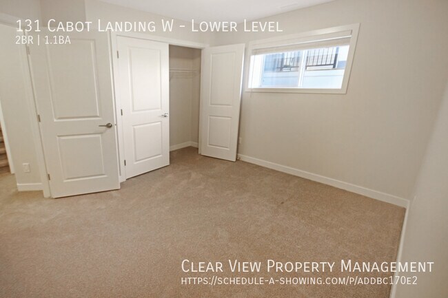 Photo du bâtiment - Gary Station 2 bedroom ground floor!