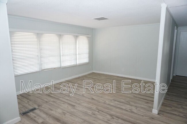 Foto del edificio - 720 S 97th Pl