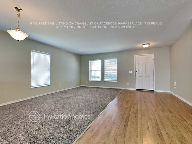 Building Photo - 11170 Golden Silence Dr