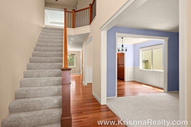 Foto del edificio - Beautiful 5BD* 3BA*  Single Family Home Lo...