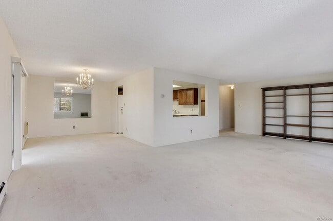 Building Photo - 14091 E Marina Dr