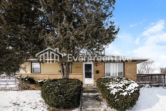 Building Photo - 4845 N 82nd St