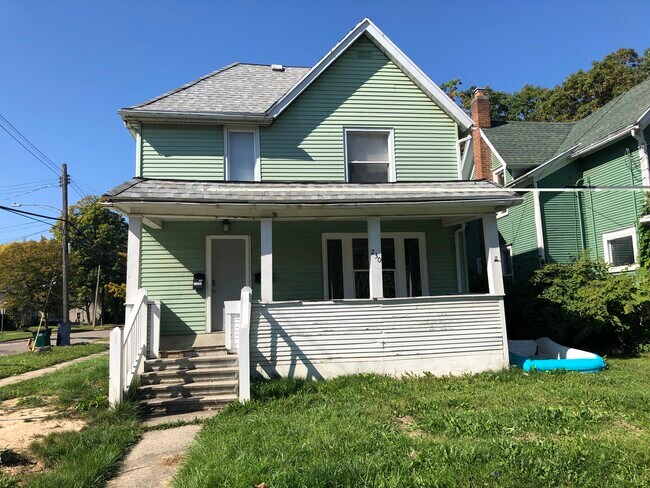 Foto del edificio - 230 S Pennsylvania Ave
