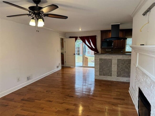 Building Photo - 837 Parkstone Dr