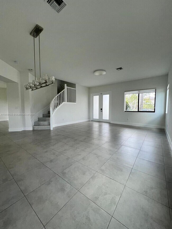 Foto del edificio - 10970 Pacifica Wy