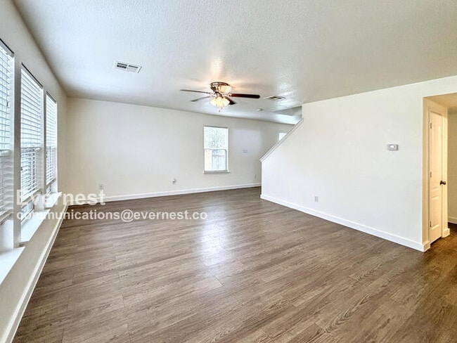 Building Photo - 1303 Casa Blanca Cove