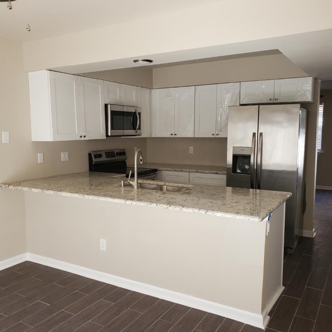 Photo - 1536 Hickory Ave Townhome