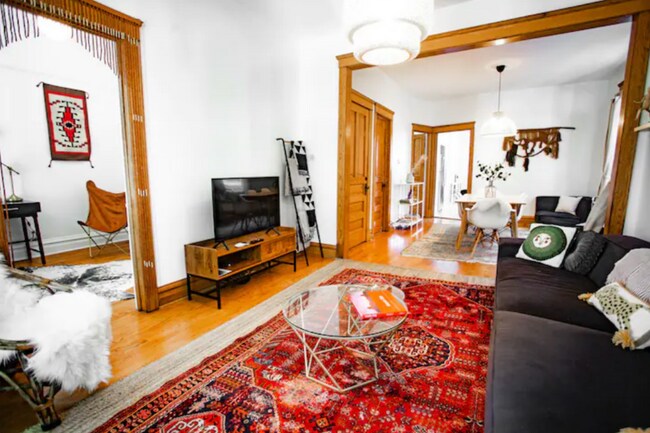 Foto del edificio - 2637 N Francisco Ave