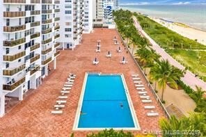 Foto del edificio - 3 br, 2 bath  - Maison Grande Condo