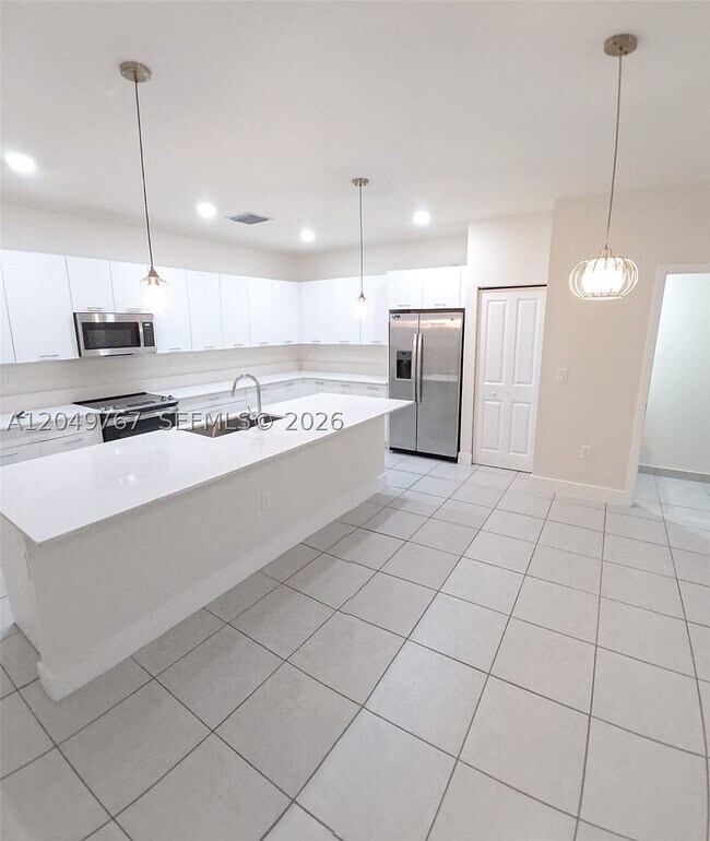 Foto del edificio - 4619 NW 83rd St