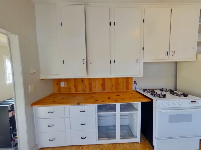 Foto del edificio - Charming 1Bed/1Bath House!