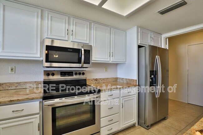 Foto del edificio - 8838 E Cortez St