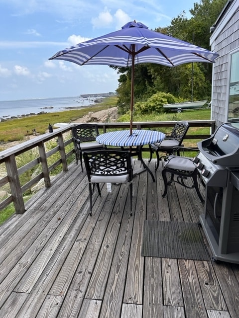 Outside porch - 5 Old Orchard Ln