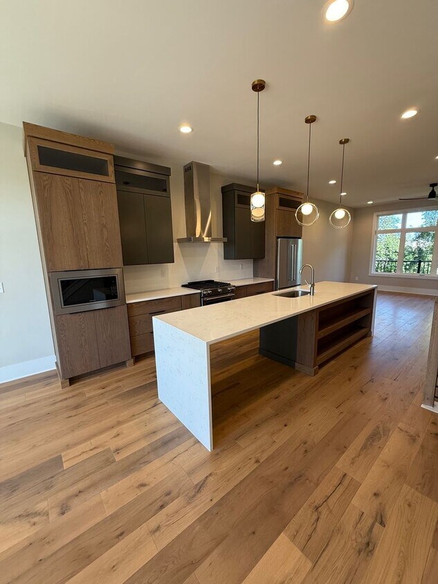 Foto principal - LUXURY Rooftop Terrace Townhome