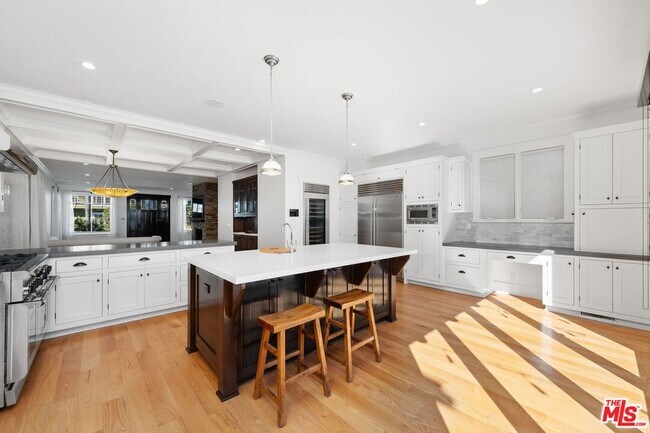 Foto del edificio - 44 E Sunset Ave