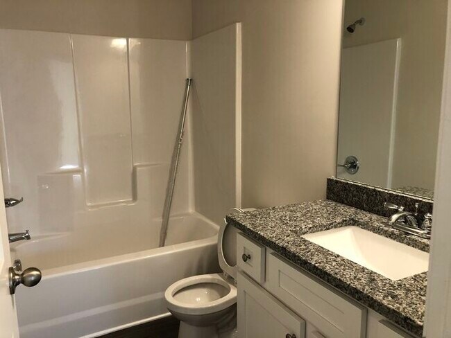 Building Photo - 2353 Hackamore Dr