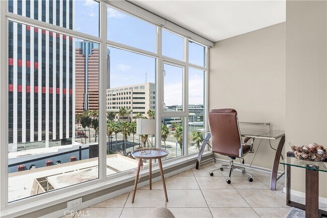 Foto del edificio - 400 W Ocean Blvd