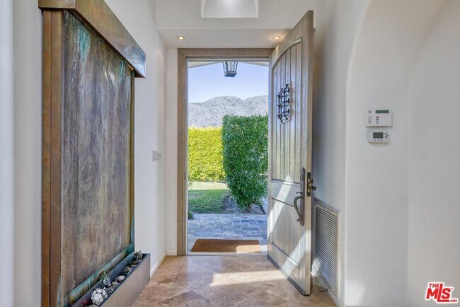 Foto del edificio - 18128 Kingsport Dr