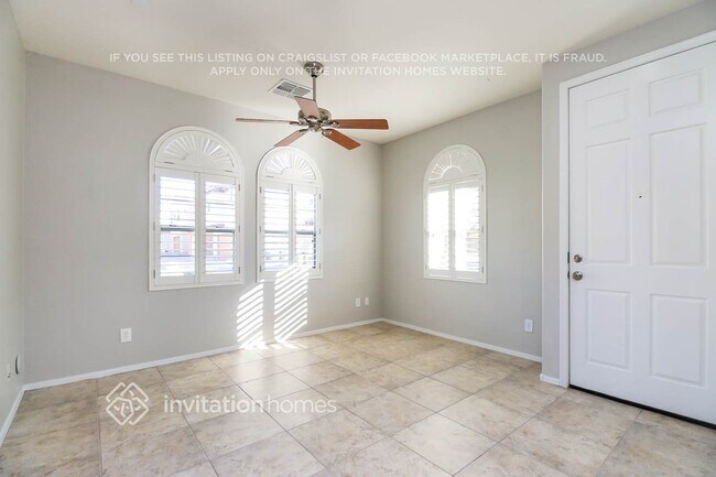 Building Photo - 451 S Hawes Rd