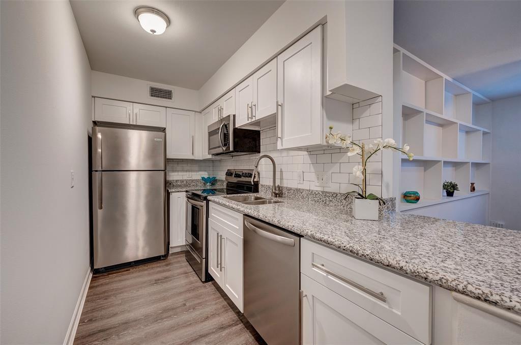 Foto principal - 815 Kipling St