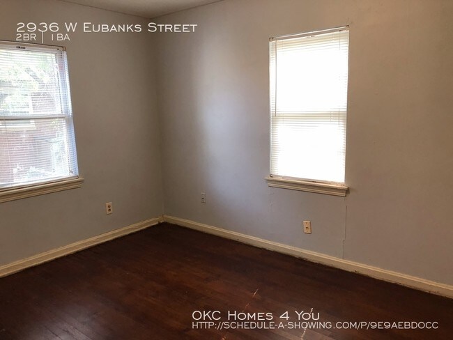 Building Photo - Move In Special!  Near NW 36th & May Av.