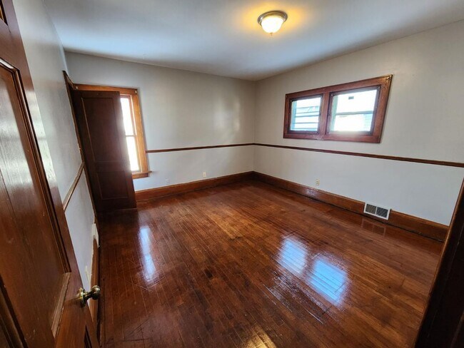 Building Photo - 2749-2751 N 44th St