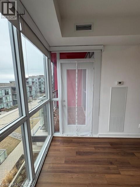 Photo du bâtiment - 5240 Dundas St