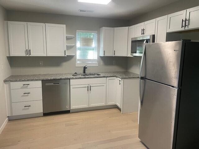 Building Photo - 400 S Park Ave