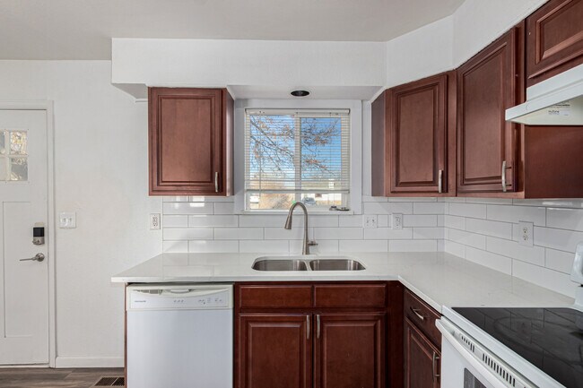 Building Photo - 2060 W Iliff Ave