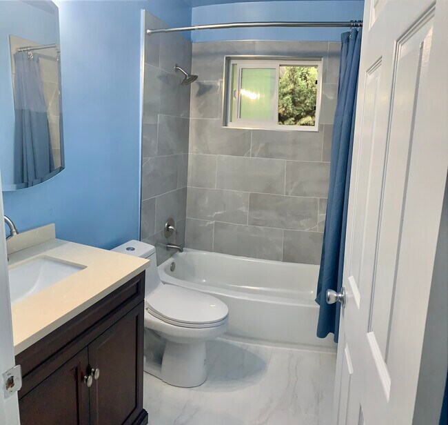 Foto del edificio - 54 Roxbury St