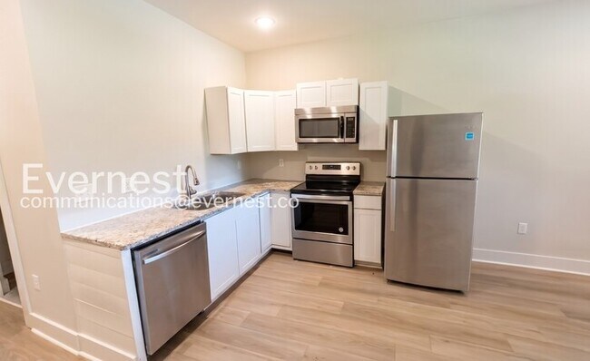 Foto del edificio - 5407 Hixson Pike
