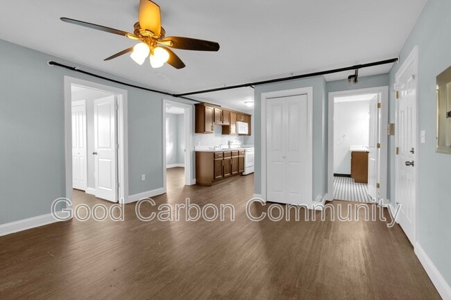 Foto del edificio - 618 Elmwood Ave