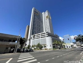 Building Photo - 988 Halekauwila St