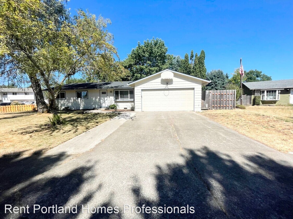 Primary Photo - 3 br, 2 bath House - 2319 SW Sundial Ave