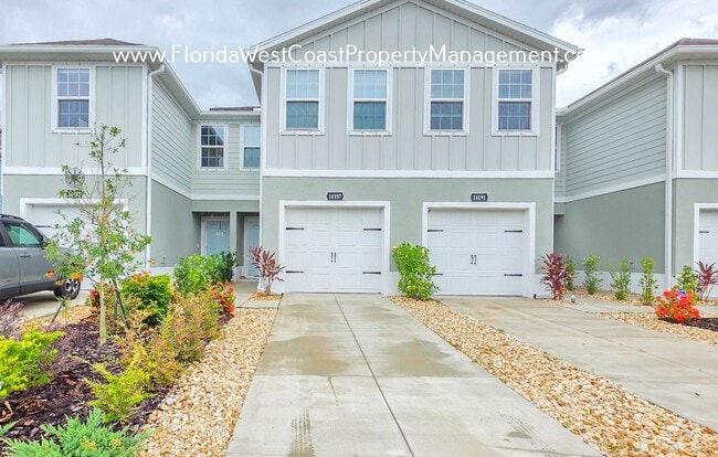 OUTSTANDING TOWNHOME IN LAKEWOOD RANCH! 3 ... - OUTSTANDING TOWNHOME IN LAKEWOOD RANCH! 3 ...