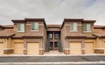 Building Photo - 6868 Sky Pointe Dr
