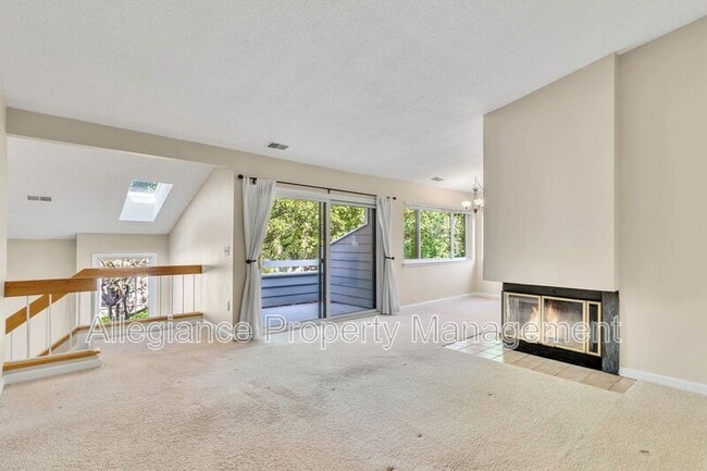 Building Photo - 11041 Villaridge Ct