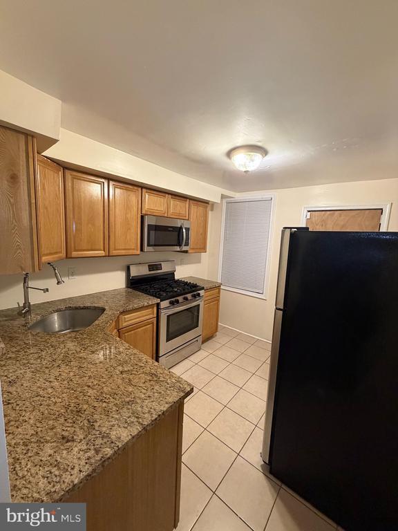 Foto del edificio - 3041 Livingston St