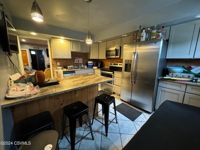 Kitchen - 13 E 3rd St