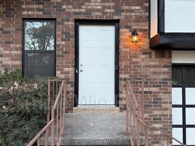 Foto del edificio - 14008 Bayberry Pl